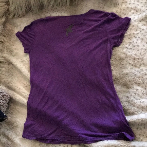 TORY BURCH SEQUINED BIRD VNECK SHIRT PURPLE 🦅 - Picture 7 of 8